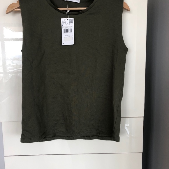 Mango Shoulder Pads  NWT Tee shirt 2 for $15 - Picture 1 of 2